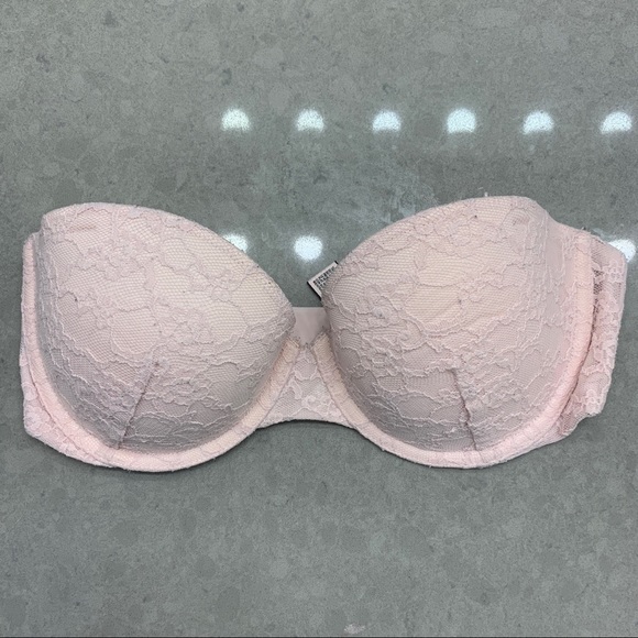 Strapless Victoria’s Secret push-up bra - Picture 1 of 4